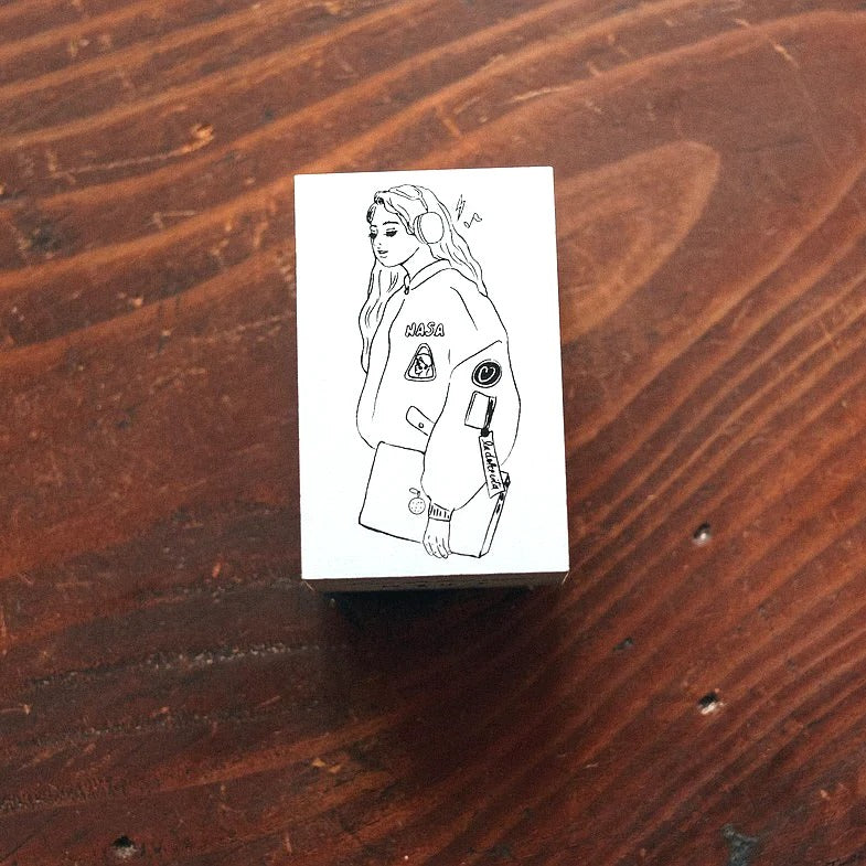 La Dolce Vita Relaxed Woman Wooden Rubber Stamp