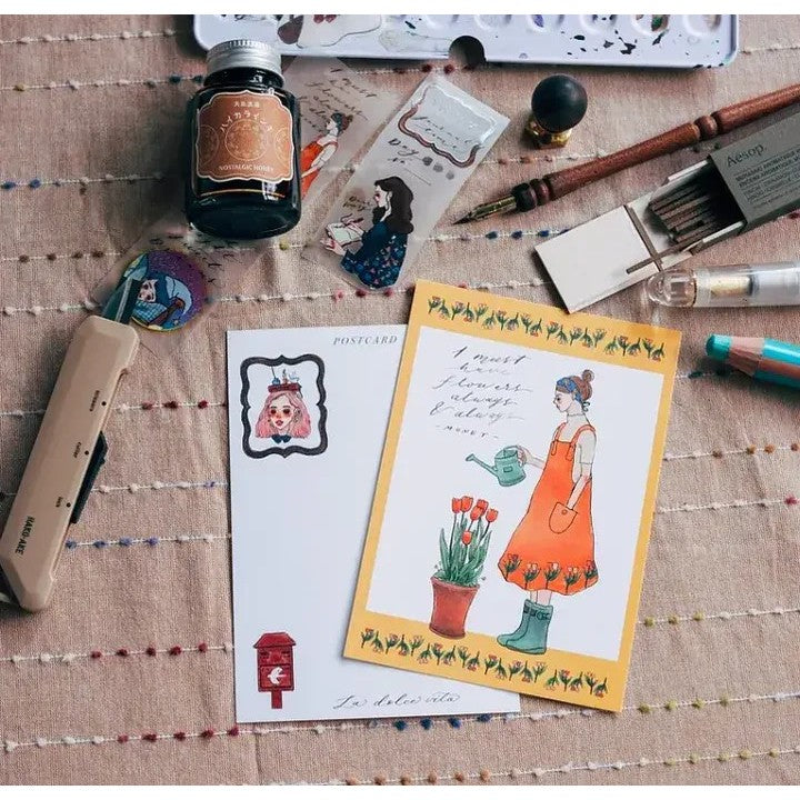 La Dolce Vita Postcard Perfect for Collectors