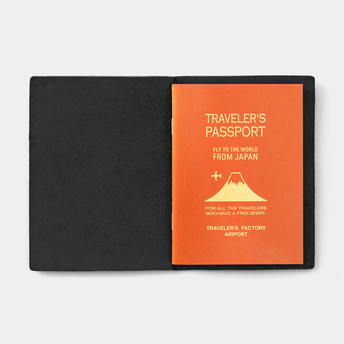 Traveler&#39;s Notebook Special Narita Edition