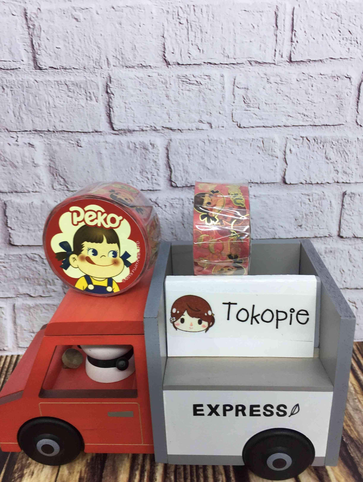 Peko-chan Strawberry Pattern Masking Tape