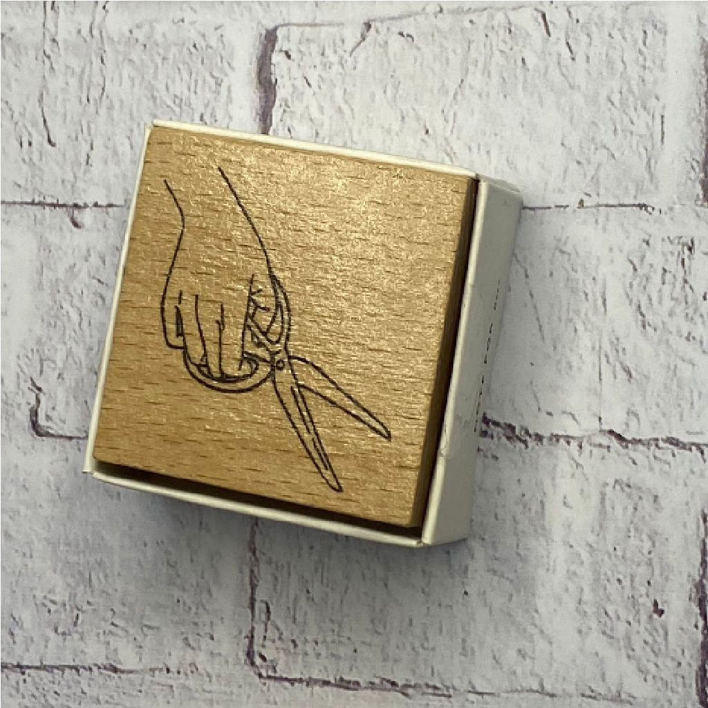 Note For Deco Rubber Stamp - Hand With Scissors
