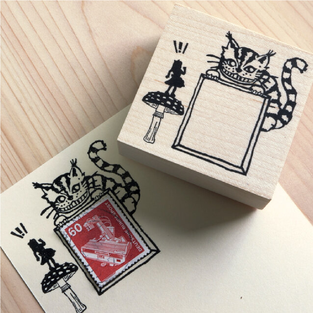 Akamegane Rubber Stamp - Cheshire Cat Alice And Mushroom