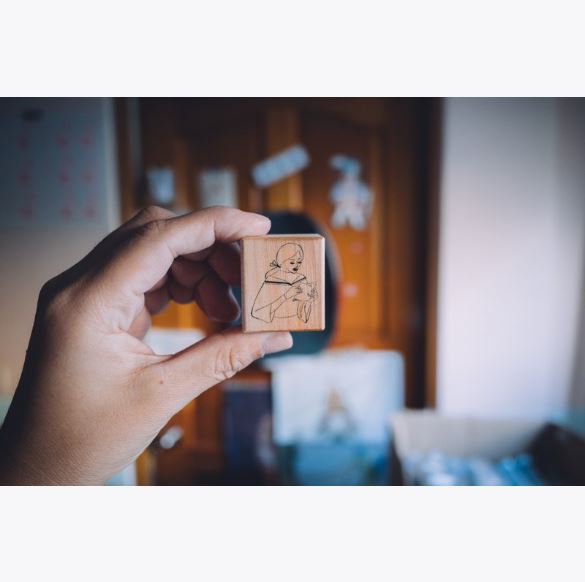 Stamp La Dolce Vita - Reading Letter Girl