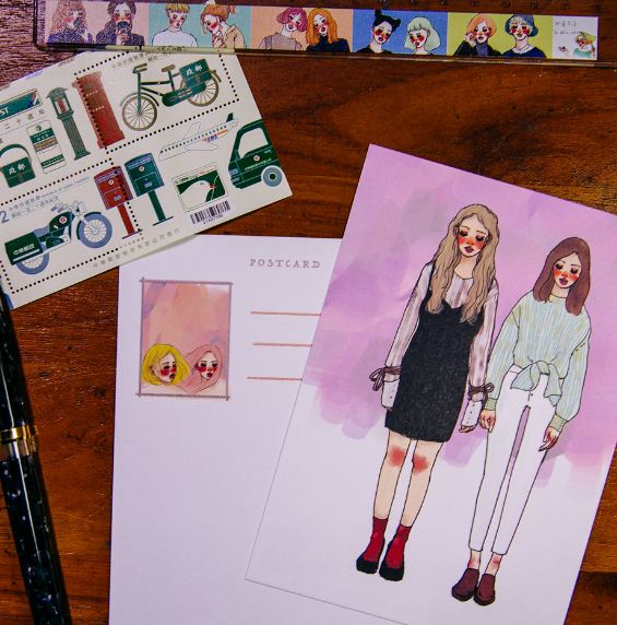 La Dolce Vita Postcard - Hangout