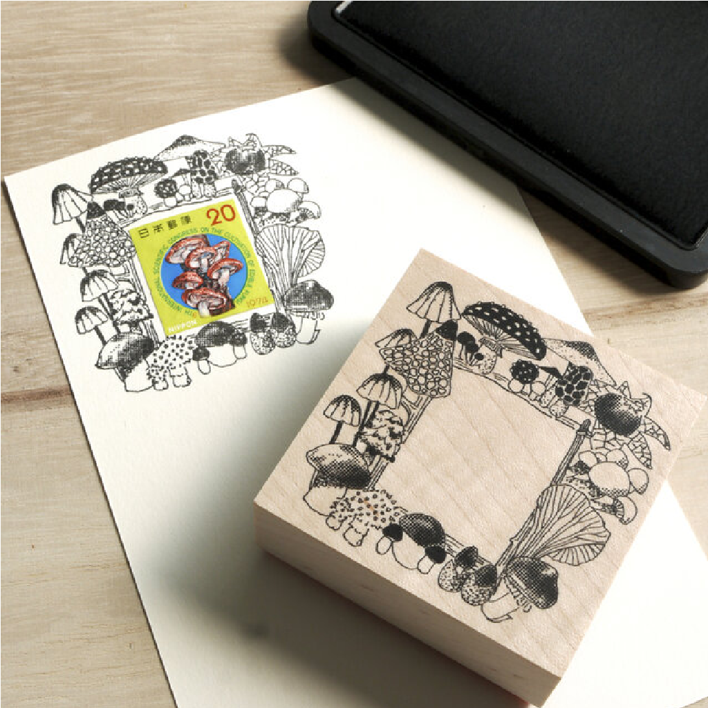 Akamegane Rubber Stamp - Mushroom Frame