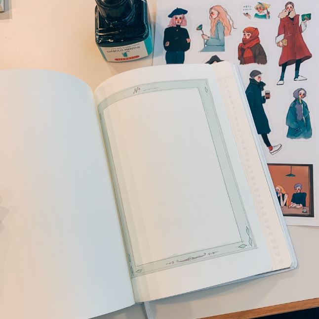 La Dolce Vita Hardcover Diary Book Monthly B6