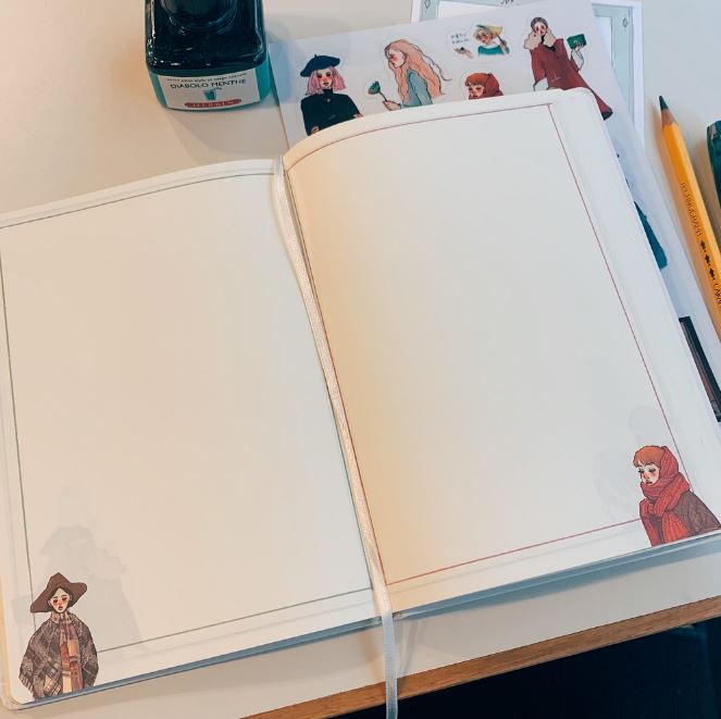 La Dolce Vita Hardcover Diary Book Monthly B6