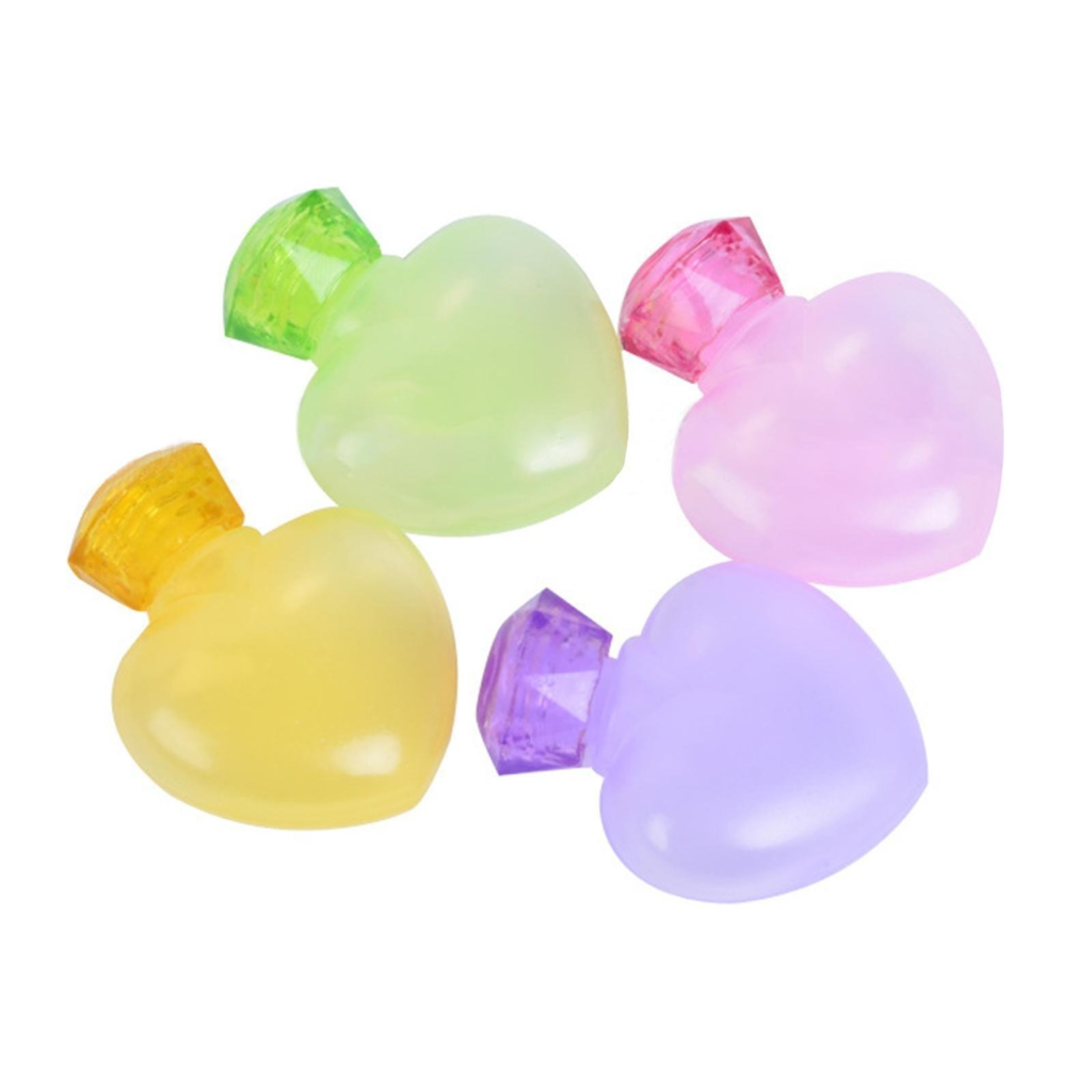 Sauce Container Shape Heart 4 Pcs Included Plastic Pippete 2 Pcs