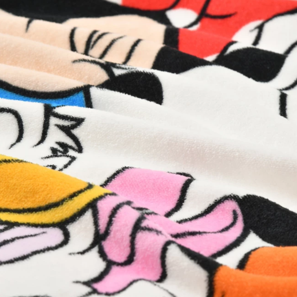 Disney Mickey &amp; Friends Bath Towel Smile