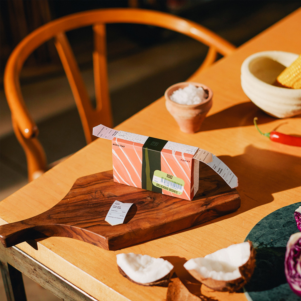 DOIY What Can I Eat Today? Activity Box Paper Game