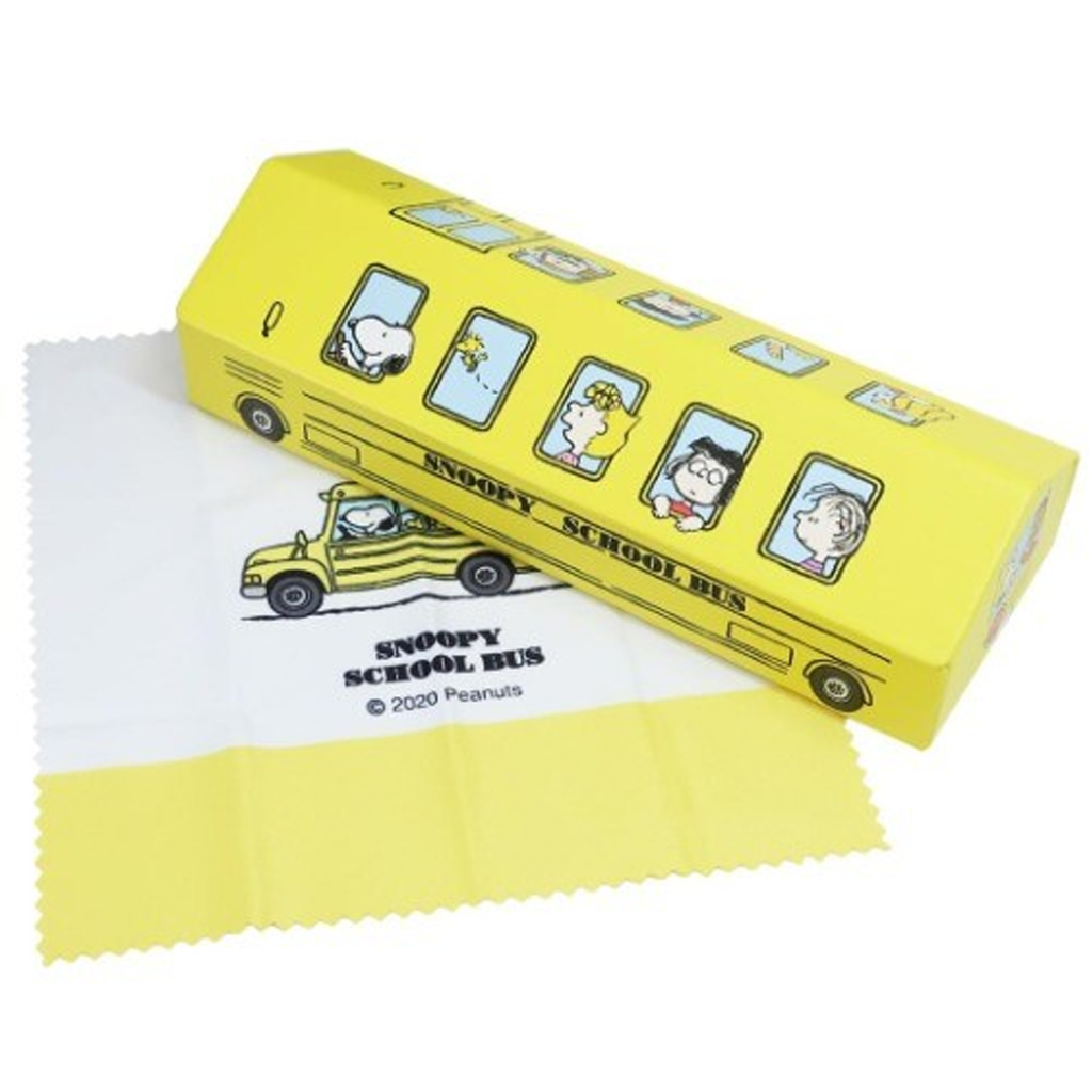 House Glasses Case With Snoopy Cloth (School Bus)