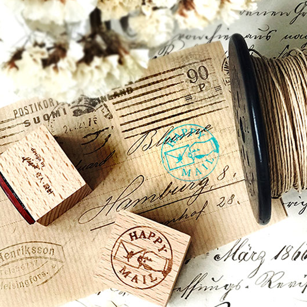Classique Rubber Stamp - Happy Mail