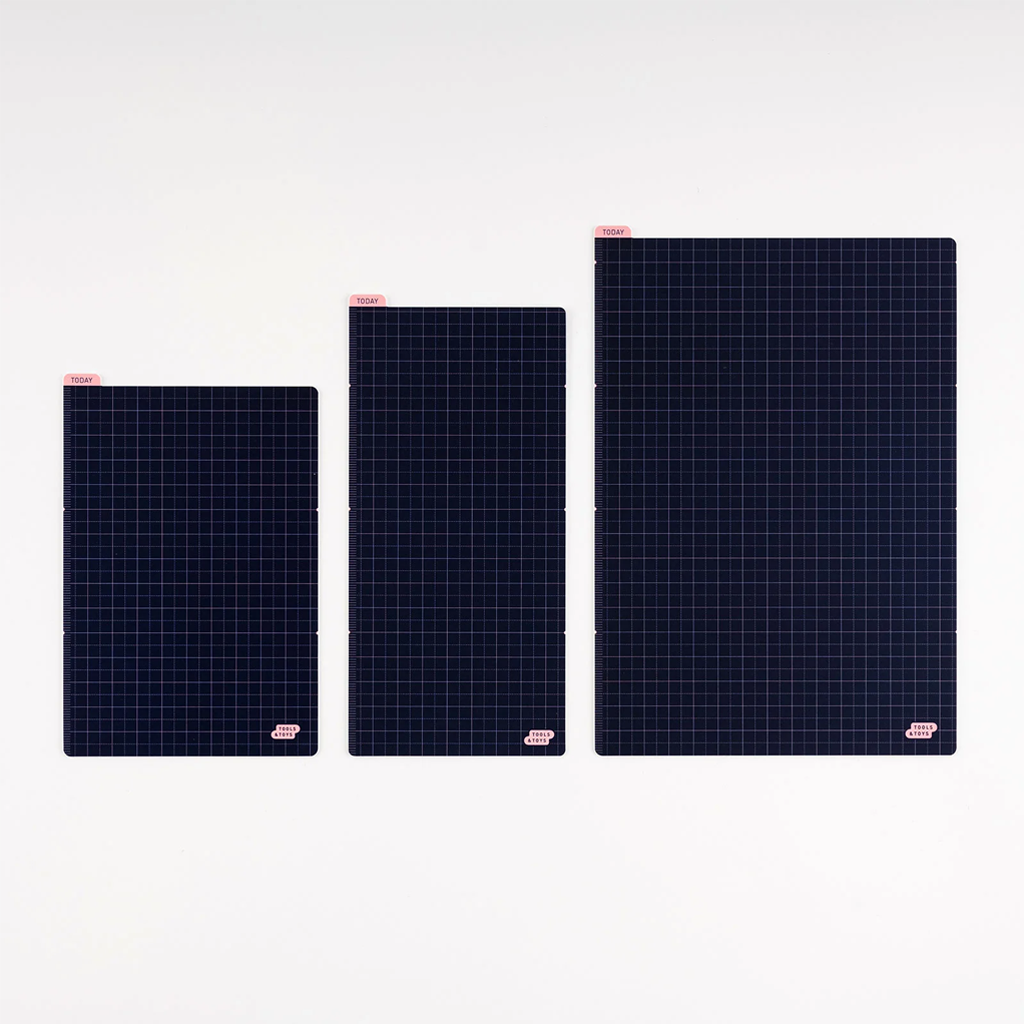 Hobonichi Pencil Board (Navy x Pink)