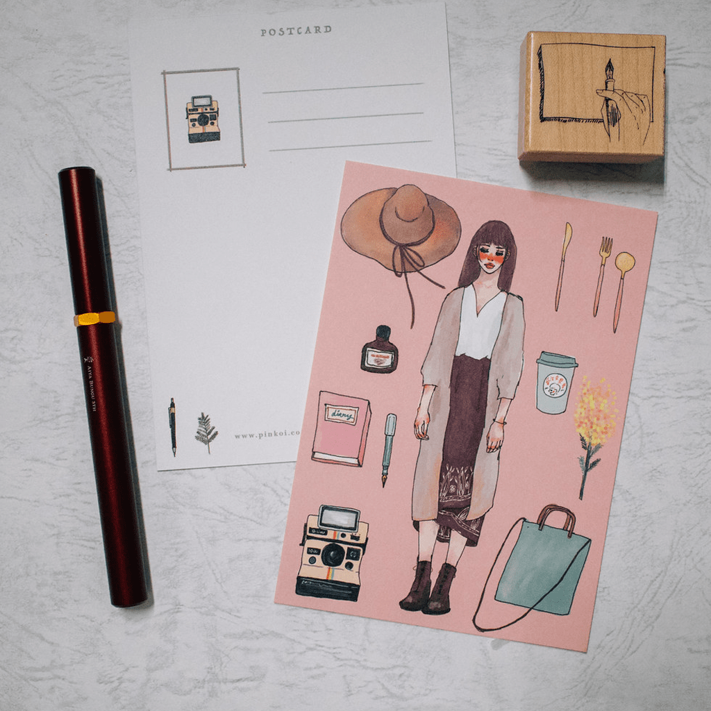 La Dolce Vita Postcard - Pile Flower Girl