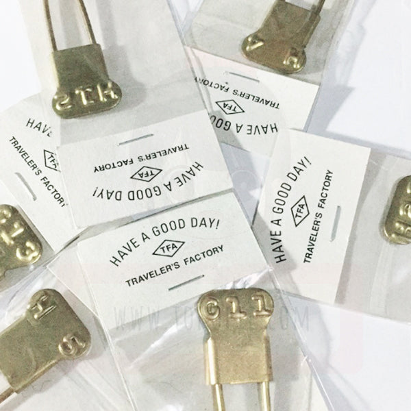 Traveler's Factory Laundry Safety Pin