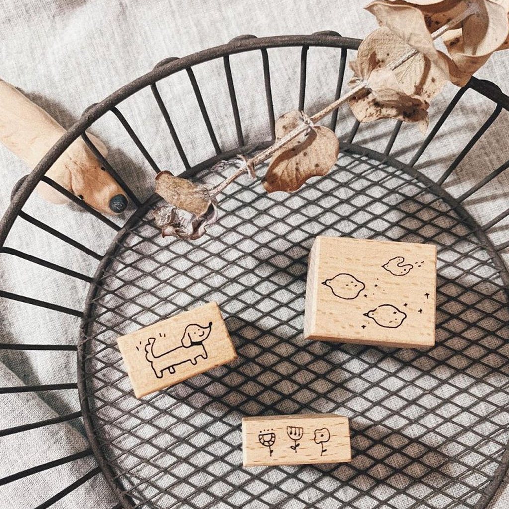 Ginny Lambkin Rubber Stamp - Sausage Dog Holiday