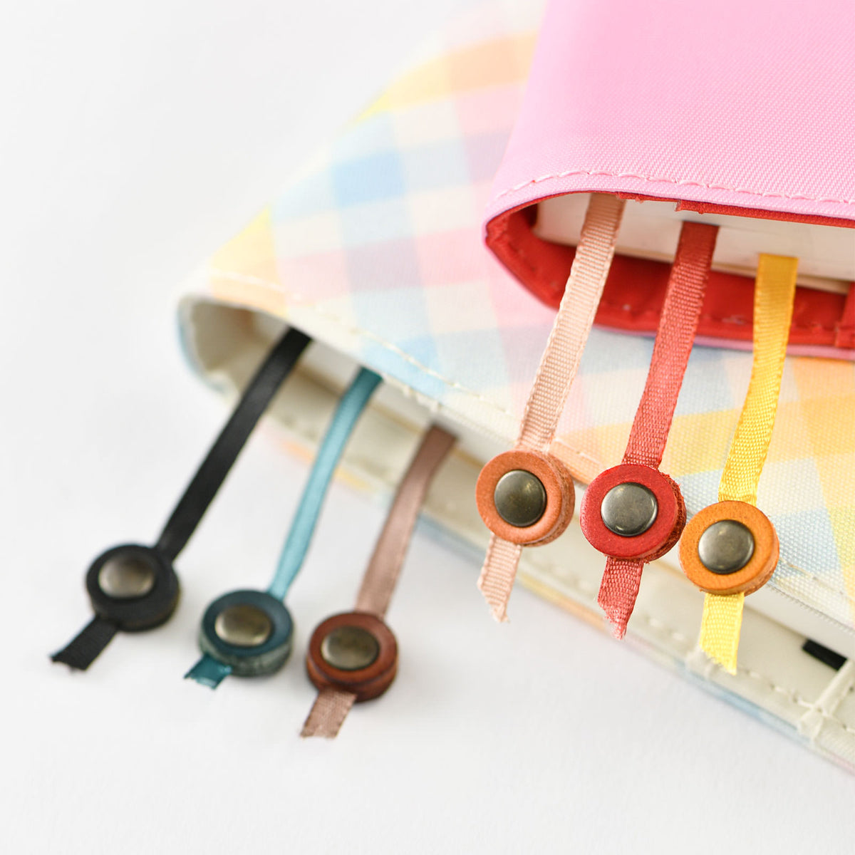 Hobonichi Rivet Bookmark Connesso Tri-Color for Cousin A6
