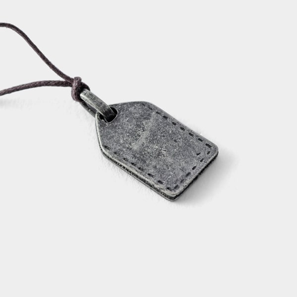 Traveler&#39;s Factory Charm Tag Pattern