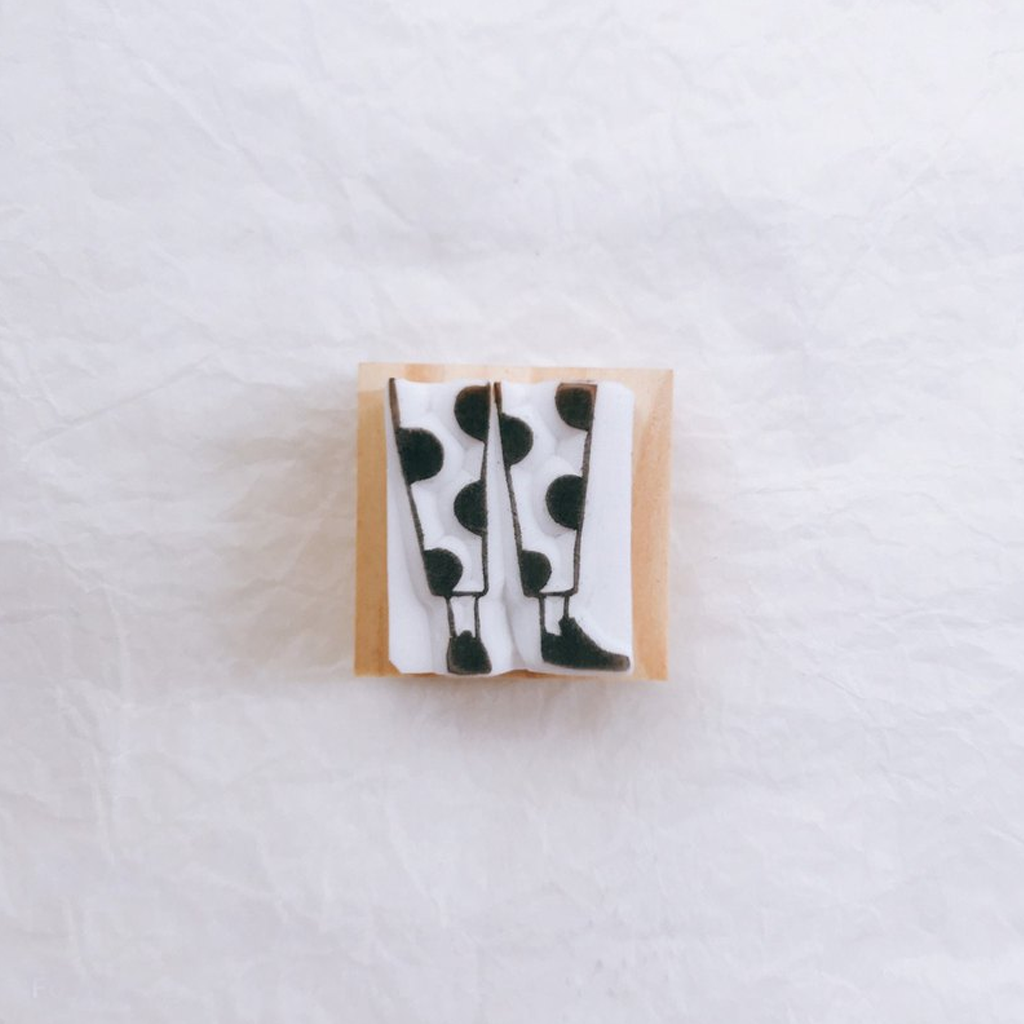 Gai Na Rubber Stamp - Walking Series 001