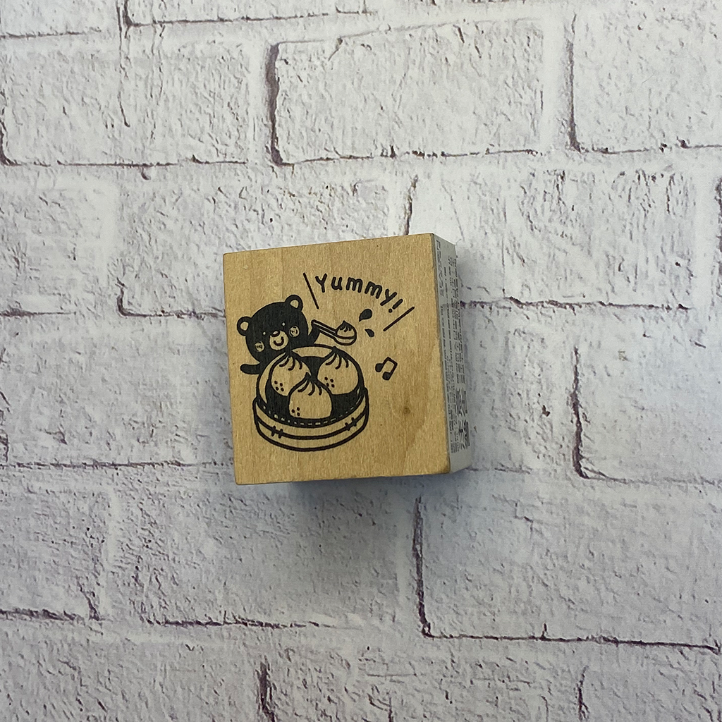 Season Rubber Stamp - Yummy Bear